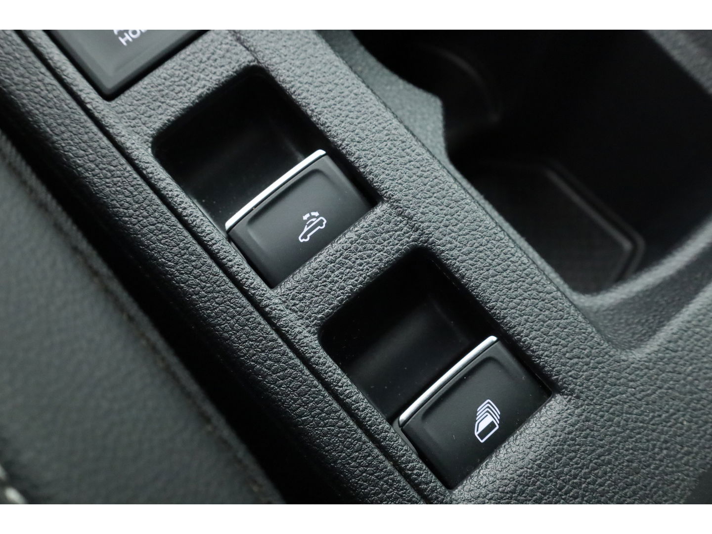 Volkswagen T-Roc Cabrio 1.5 TSI R-Line Edition Grey | Nmr. 930/999 | MAT Grijs | Leder | Stoel- Stuurverw. | Adapt. Cruise | Camera | Keyless | 19''