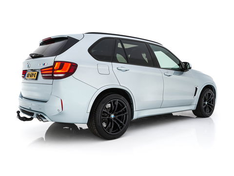 BMW X5 M High Executive M-Sportpack Aut. *PANO | HEAD-UP | LEATHER | FULL-LED | NAVI-FULLMAP | MEMORY-PACK | HARMAN/KARDON-AUDIO | KEYLESS | CAMERA | HEATED-COMFORTSEATS | SHIFTPADDLES | TOWBAR | 20''ALU*