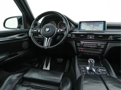 BMW X5 M High Executive M-Sportpack Aut. *PANO | HEAD-UP | LEATHER | FULL-LED | NAVI-FULLMAP | MEMORY-PACK | HARMAN/KARDON-AUDIO | KEYLESS | CAMERA | HEATED-COMFORTSEATS | SHIFTPADDLES | TOWBAR | 20''ALU*
