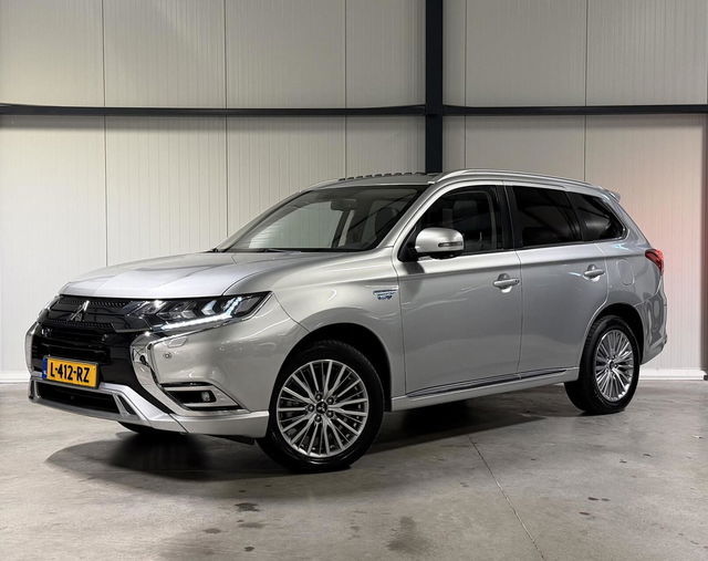 Mitsubishi Outlander - 2.4 PHEV Intense+ AWD Camera Carplay