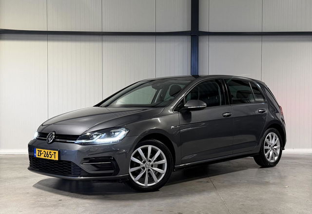 Volkswagen Golf - 1.5 TSI 150PK R-Line Stoelverwarming Navi