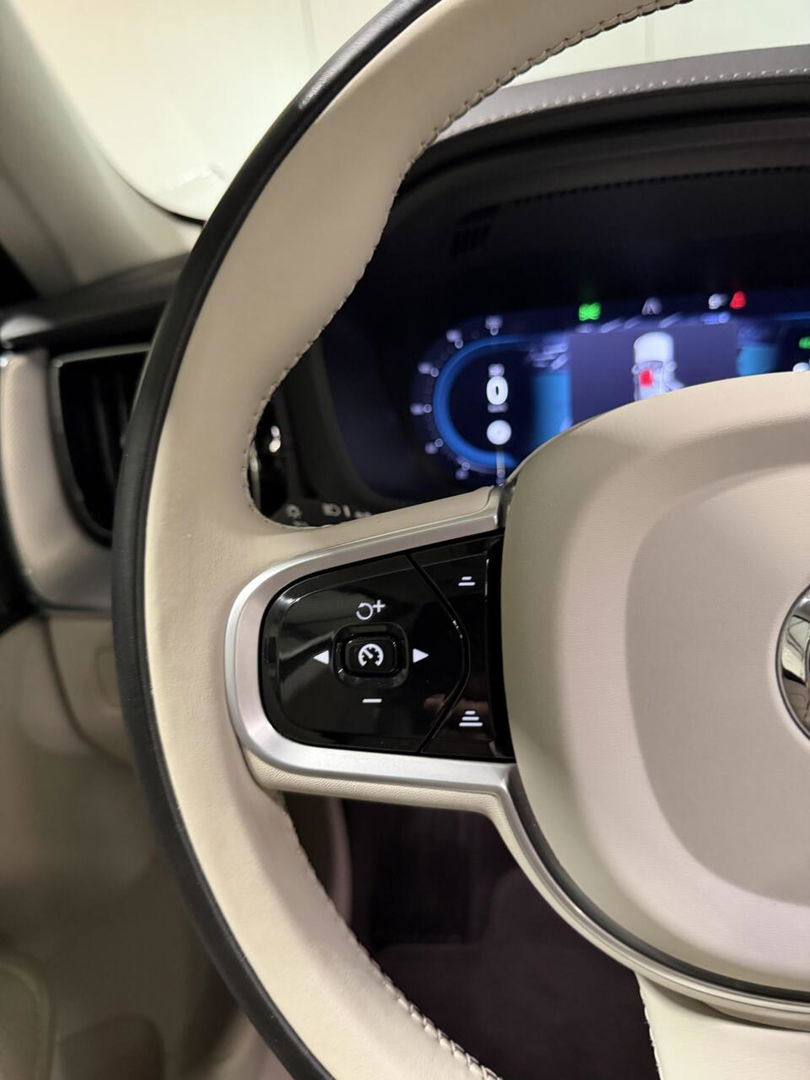 Volvo XC60 2.0 Recharge T6 AWD Inscription Pano H&K Trekhaak