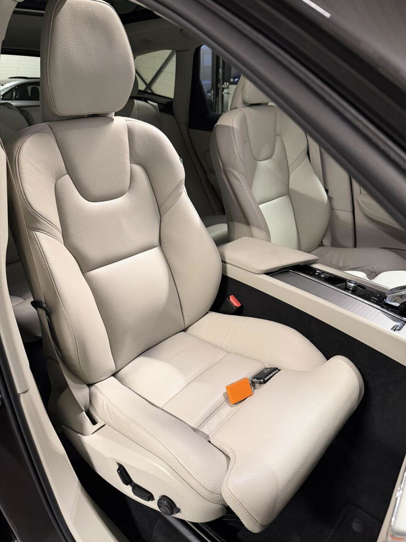 Volvo XC60 2.0 Recharge T6 AWD Inscription Pano H&K Trekhaak