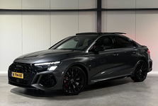 Audi RS3 - 2.5 TFSI RS3 Limousine Akrapovic Pano B&O Org. NL