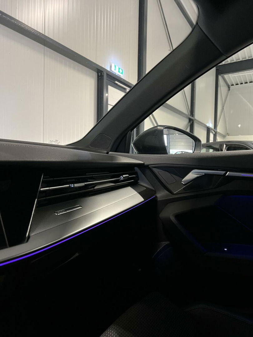 Audi A3 Limousine 35 TFSI edition one S-line Virtual Sfeer