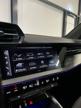 Audi A3 Limousine 35 TFSI edition one S-line Virtual Sfeer