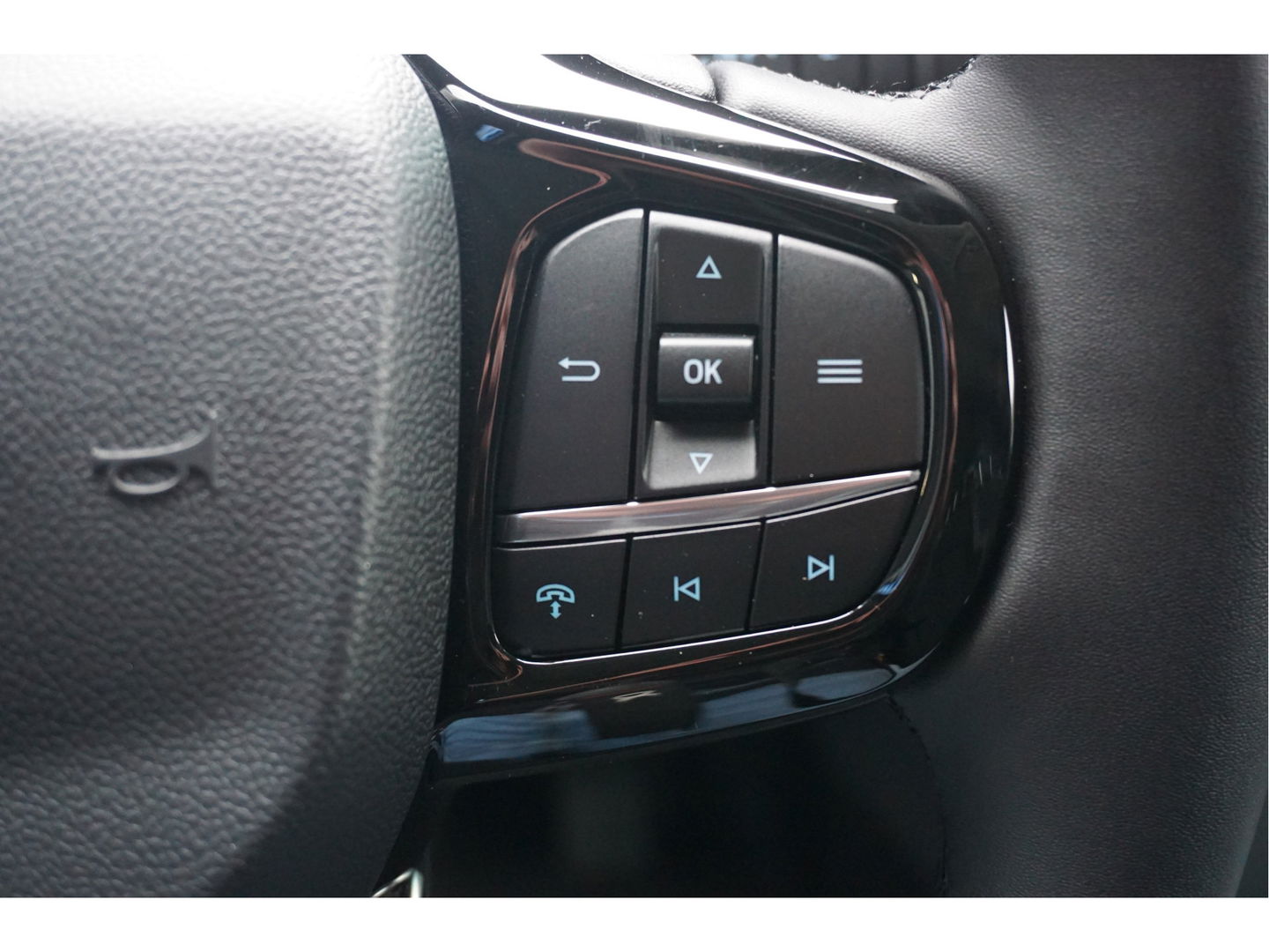 Ford Transit Custom 320L 2.5 PHEV Hybride 233PK Trend PRIJS INCL. BPM !! 13" Navi, Adap. Cruise, Camera!! NR. HYB012