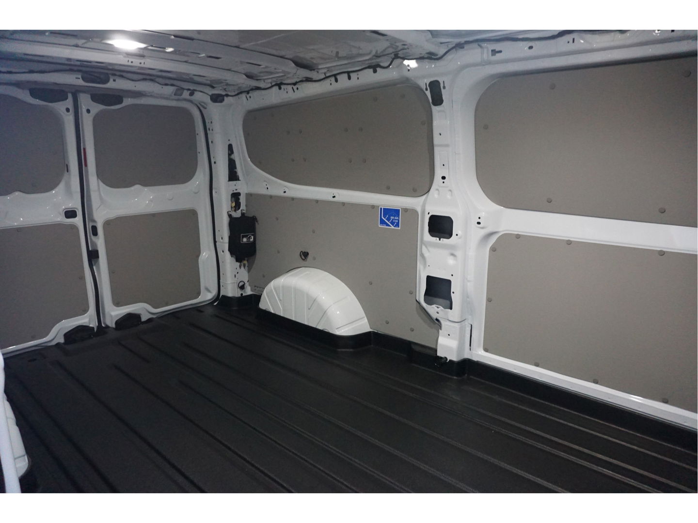 Ford Transit Custom 320L 2.5 PHEV Hybride 233PK JWR Edition PRIJS INCL. BPM !! 13" Navi, Adap. Cruise, Camera!! NR. HYB013