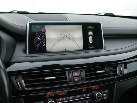 BMW X5 M High Executive M-Sportpack Aut. *PANO | HEAD-UP | LEATHER | FULL-LED | NAVI-FULLMAP | MEMORY-PACK | HARMAN/KARDON-AUDIO | KEYLESS | CAMERA | HEATED-COMFORTSEATS | SHIFTPADDLES | TOWBAR | 20''ALU*