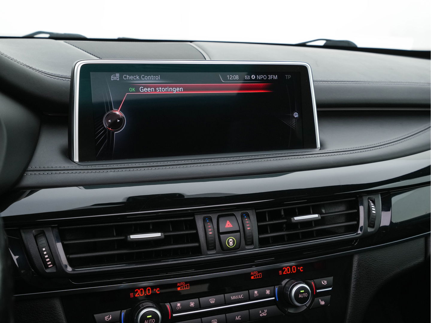 BMW X5 M High Executive M-Sportpack Aut. *PANO | HEAD-UP | LEATHER | FULL-LED | NAVI-FULLMAP | MEMORY-PACK | HARMAN/KARDON-AUDIO | KEYLESS | CAMERA | HEATED-COMFORTSEATS | SHIFTPADDLES | TOWBAR | 20''ALU*