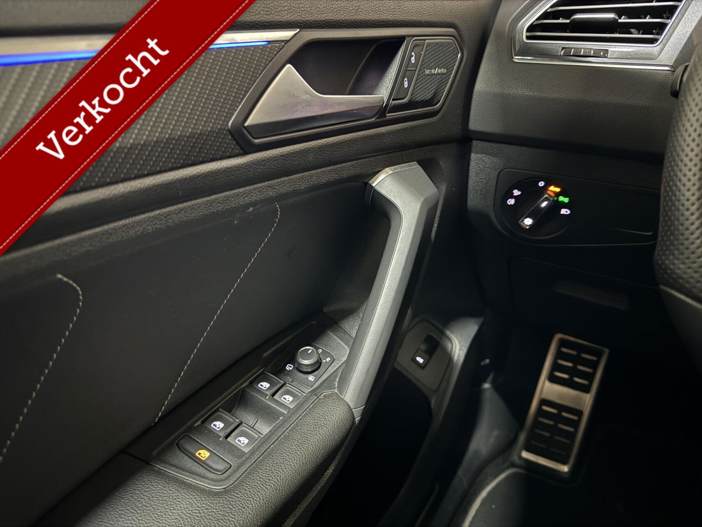 Volkswagen Tiguan 1.5 TSI R-Line Black Style Pano H/K NAP