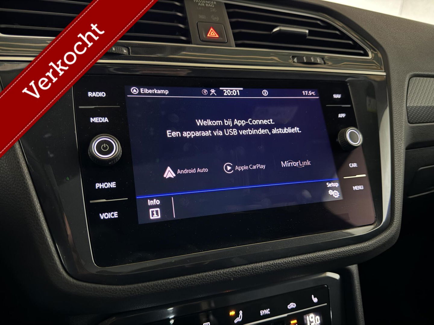 Volkswagen Tiguan 1.5 TSI R-Line Black Style Pano H/K NAP