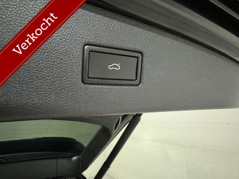 Volkswagen Tiguan 1.5 TSI R-Line Black Style Pano H/K NAP