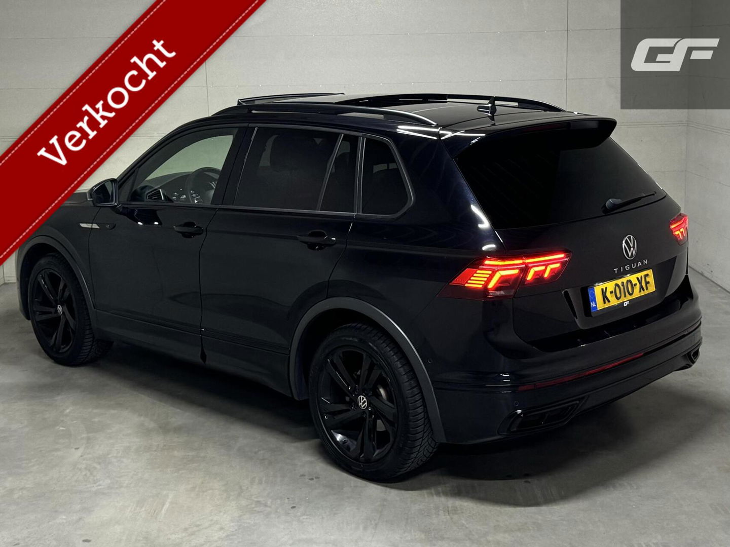 Volkswagen Tiguan 1.5 TSI R-Line Black Style Pano H/K NAP