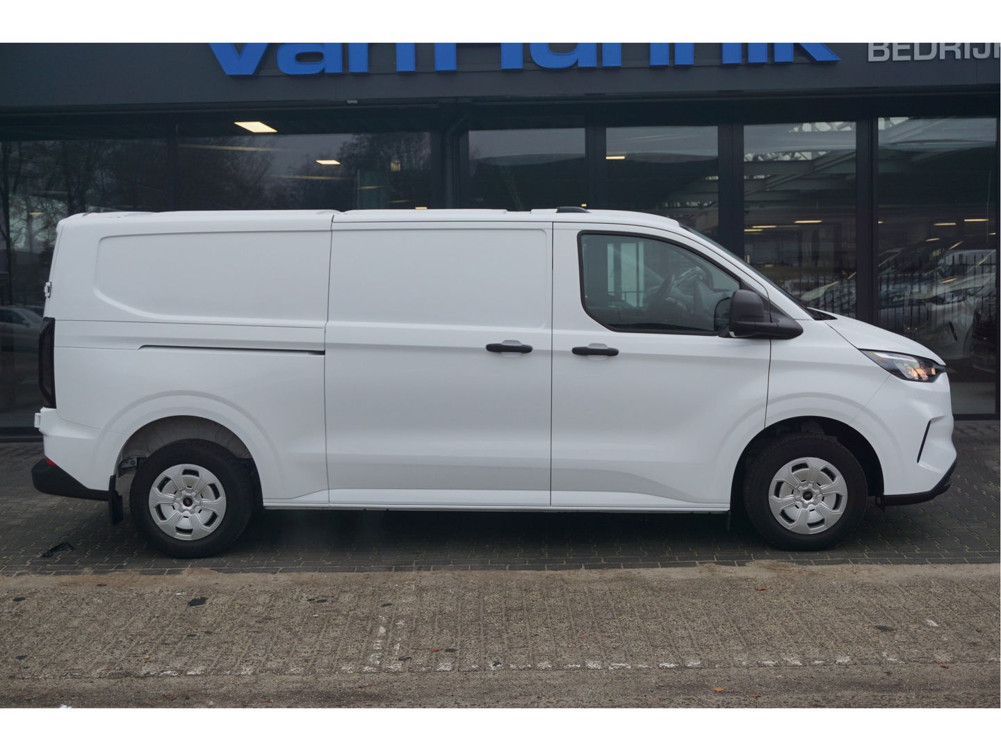 Ford Transit Custom 300L 136PK Trend BPM VRIJ!! 12" Sync4 Apple CP/Android A, Camera!! NR. 081*