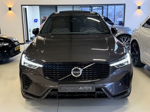 Volvo XC60 T6 341K AWD Recharge Plug-In Hybrid / R- Design / LED