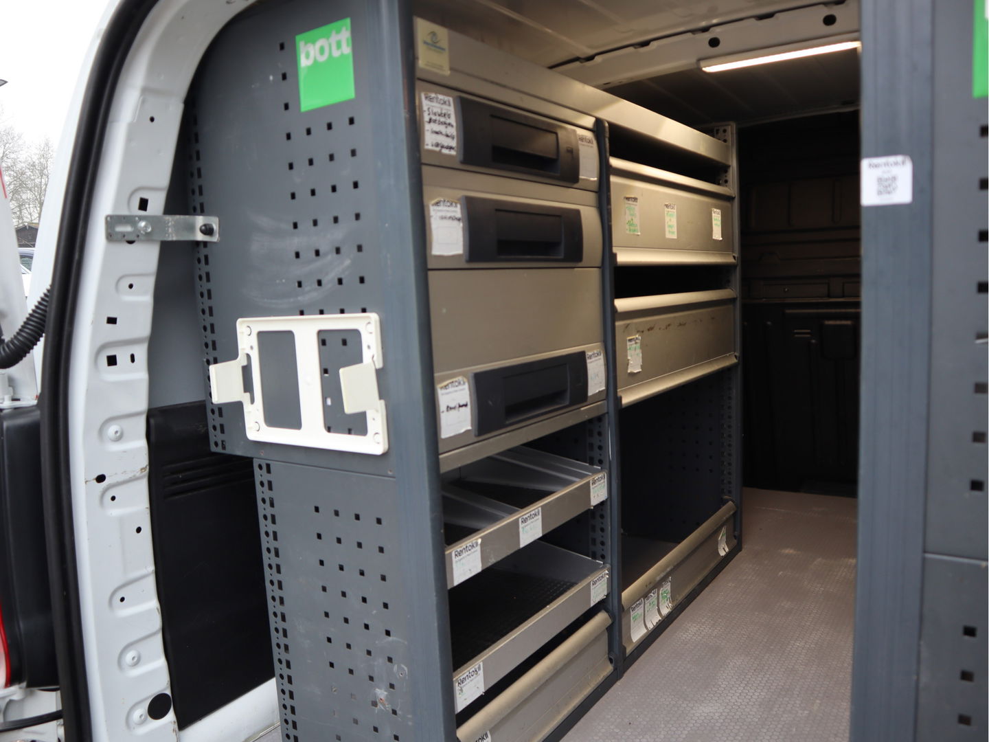 Opel Combo 1.5D 102pk Euro 6 L2 Maxi - BOTT Inrichting - Cruise - Airco