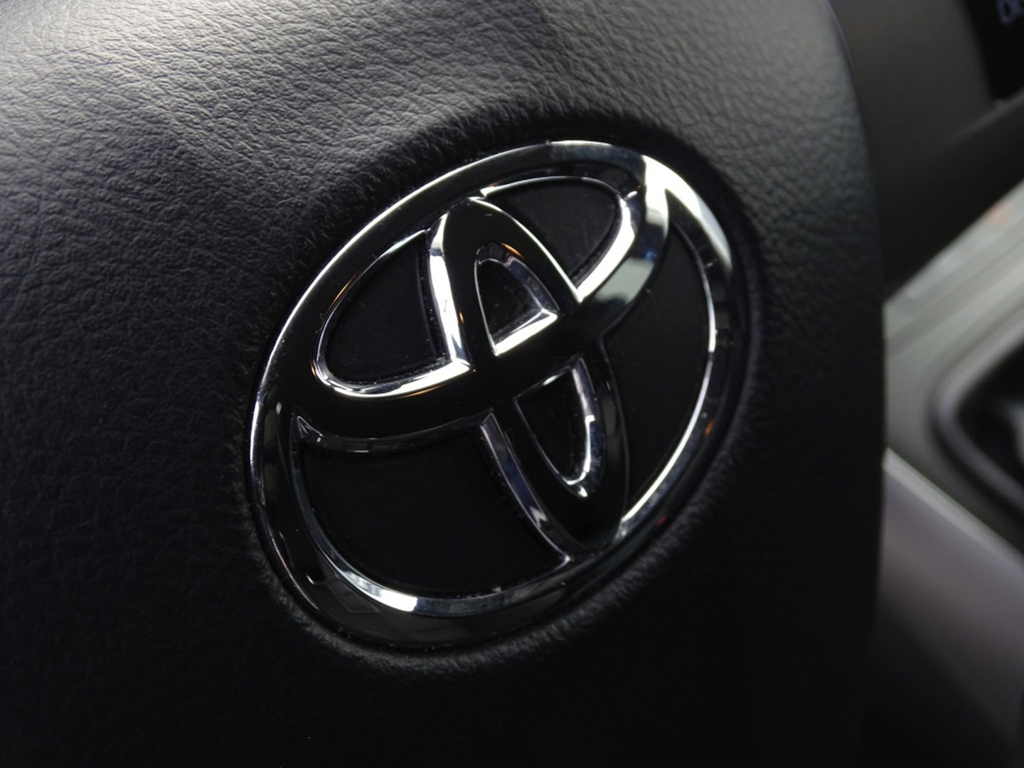 Toyota Auris 1.6 132pk / luxe pakket