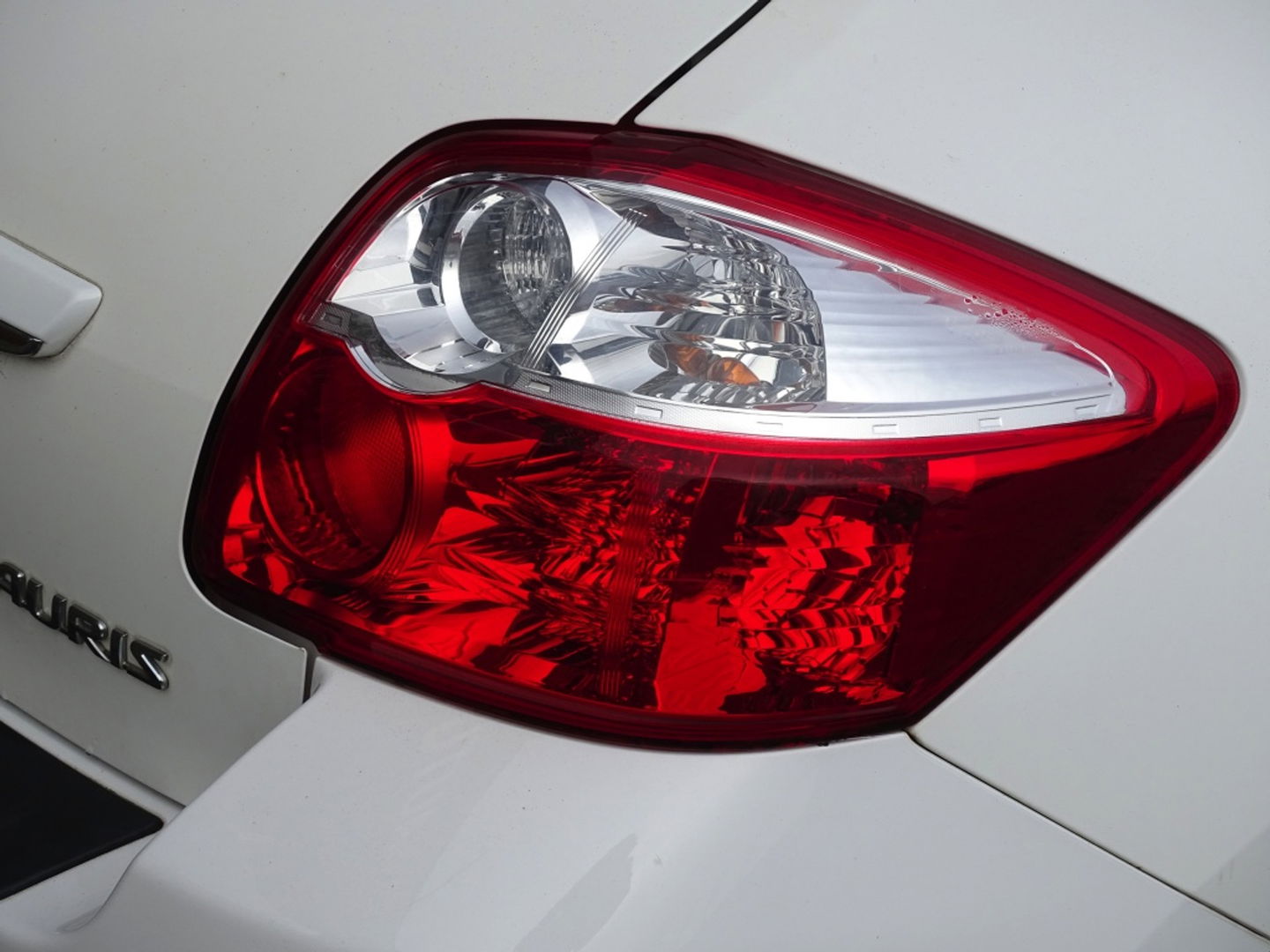 Toyota Auris 1.6 132pk / luxe pakket