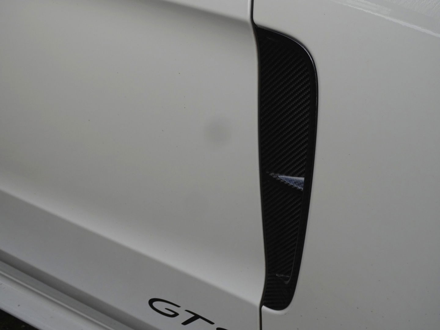 Porsche Panamera 4.0 V8 481PK GTS / carbon / alcantara / 360° / LED