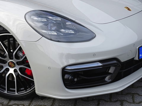 Porsche Panamera 4.0 V8 481PK GTS / carbon / alcantara / 360° / LED