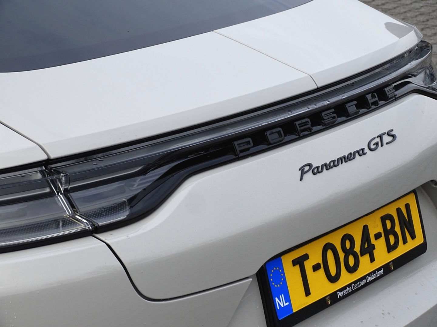 Porsche Panamera 4.0 V8 481PK GTS / carbon / alcantara / 360° / LED