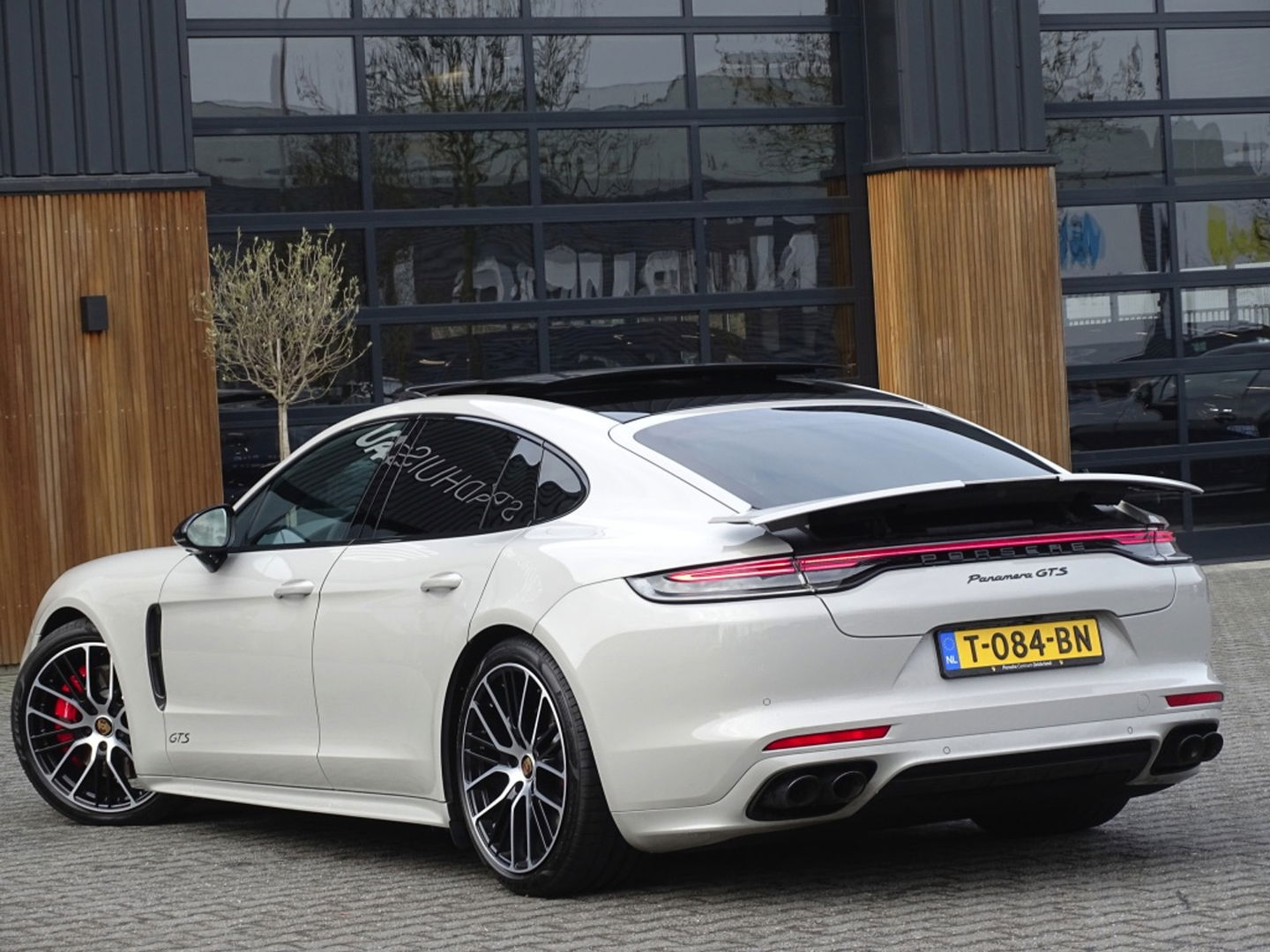 Porsche Panamera 4.0 V8 481PK GTS / carbon / alcantara / 360° / LED