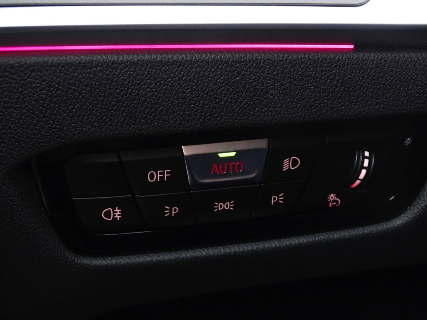 BMW 3-serie 330e 292PK X-Drive M-Sport Pro / Carbon / Harman Kardon / 2022