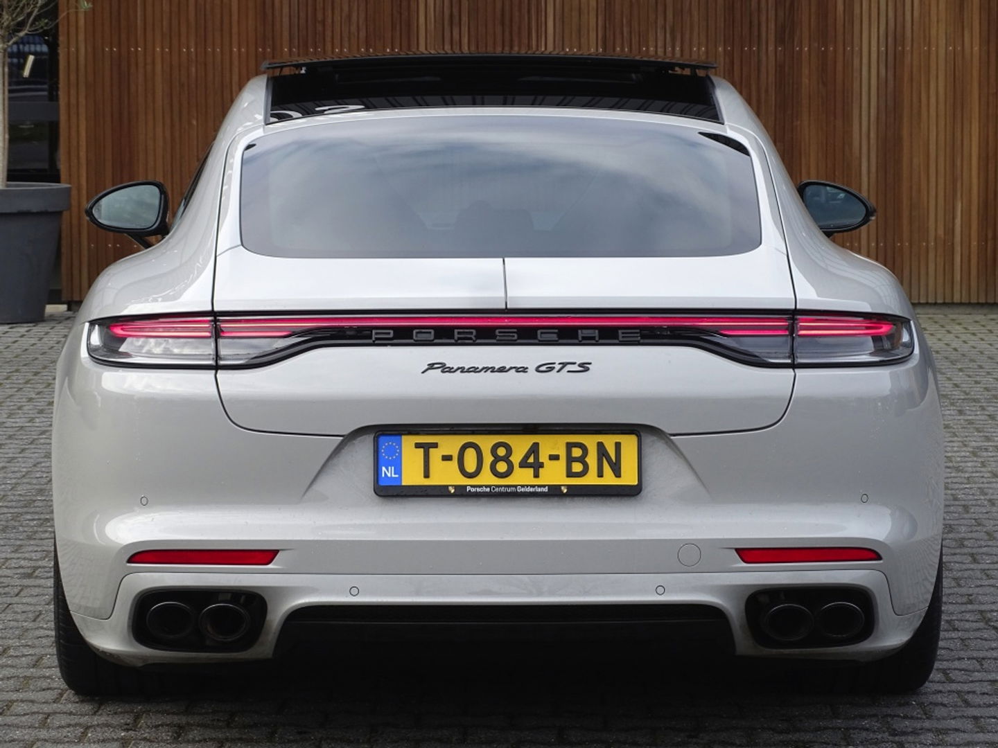 Porsche Panamera 4.0 V8 481PK GTS / carbon / alcantara / 360° / LED
