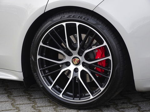 Porsche Panamera 4.0 V8 481PK GTS / carbon / alcantara / 360° / LED