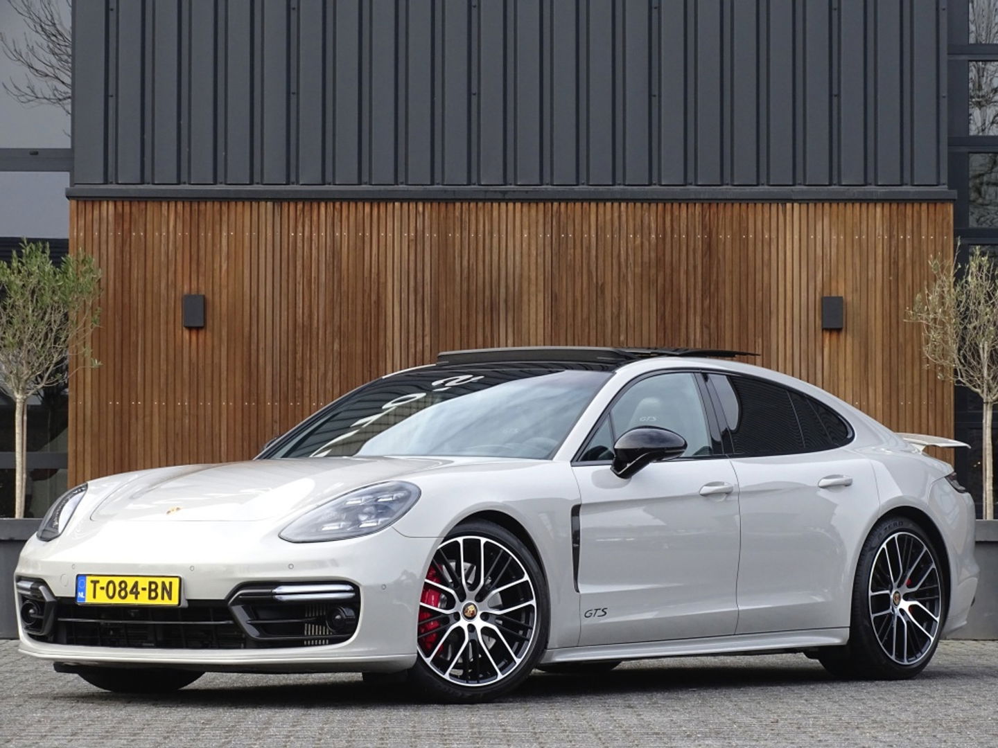 Porsche Panamera 4.0 V8 481PK GTS / carbon / alcantara / 360° / LED
