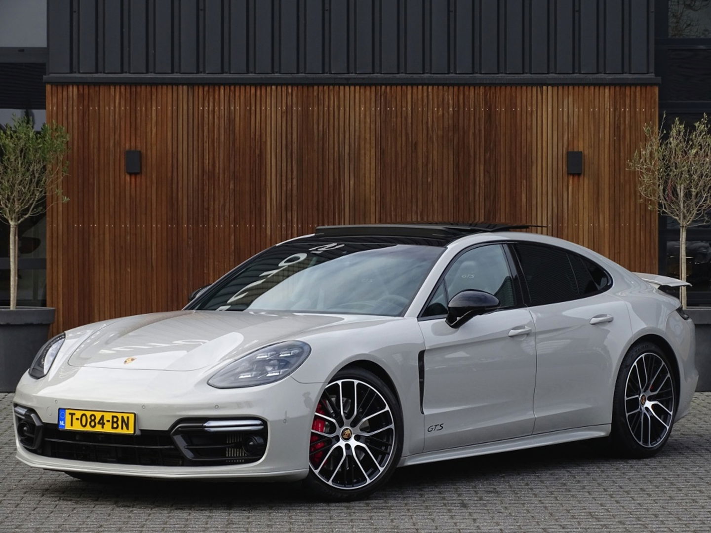 Porsche Panamera 4.0 V8 481PK GTS / carbon / alcantara / 360° / LED
