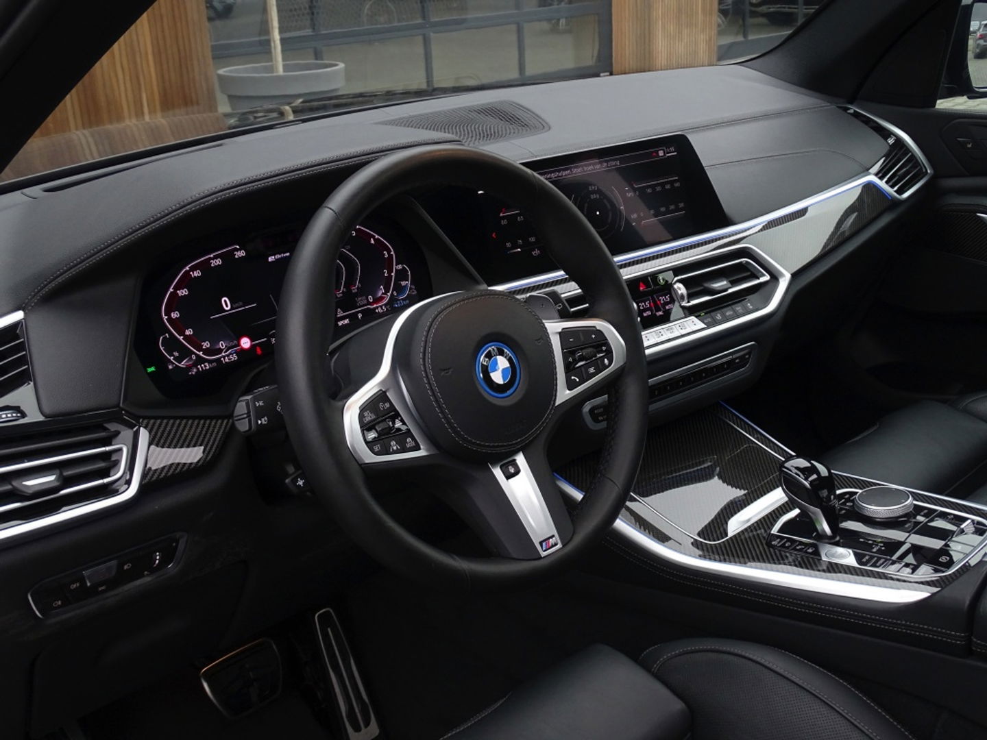 BMW X5 45e 394PK X-drive M-Sport / skylounge / carbon / laser / 360°