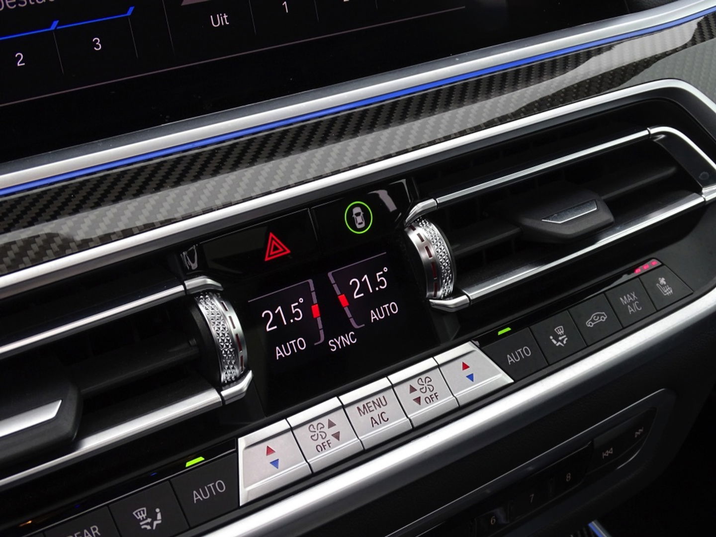 BMW X5 45e 394PK X-drive M-Sport / skylounge / carbon / laser / 360°