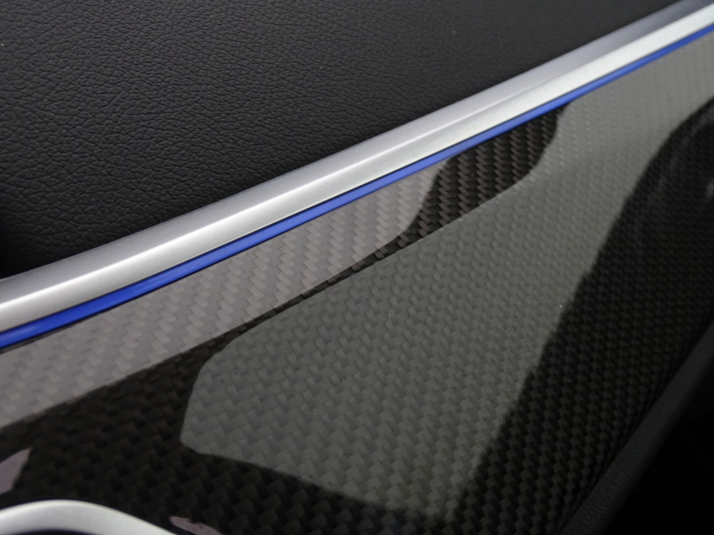 BMW X5 45e 394PK X-drive M-Sport / skylounge / carbon / laser / 360°