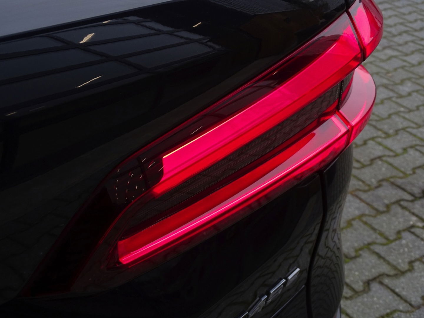 BMW X5 45e 394PK X-drive M-Sport / skylounge / carbon / laser / 360°