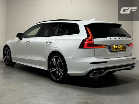 Volvo V60 2.0 T8 Twin Engine AWD Polestar Engeneerd Pano B&W Trekh.
