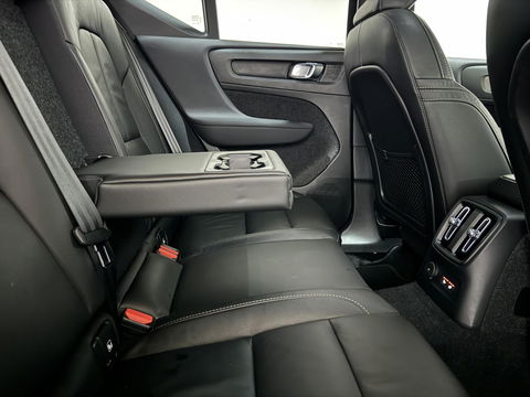 Volvo XC40 1.5 T5 Plug-in Hybride R-Design Pano H/K Leer 360° ACC Trekh.