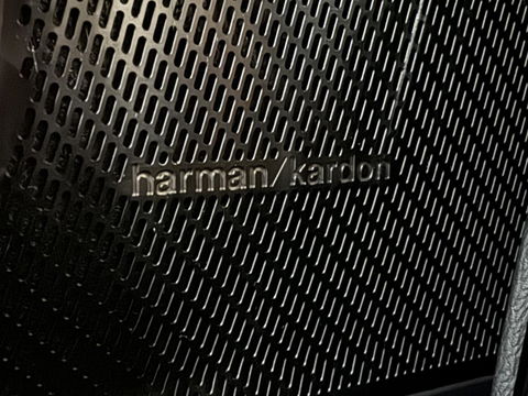 Volvo XC40 1.5 T5 Plug-in Hybride R-Design Pano H/K Leer 360° ACC Trekh.