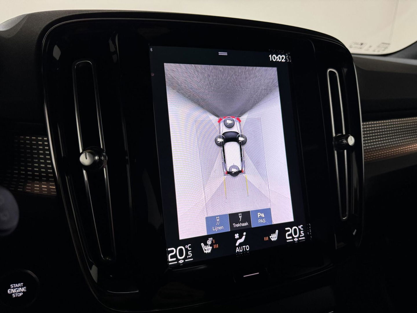 Volvo XC40 1.5 T5 Plug-in Hybride R-Design Pano H/K Leer 360° ACC Trekh.