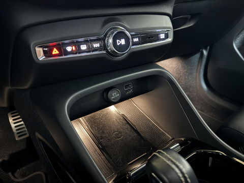 Volvo XC40 1.5 T5 Plug-in Hybride R-Design Pano H/K Leer 360° ACC Trekh.