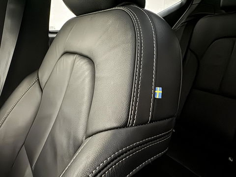 Volvo XC40 1.5 T5 Plug-in Hybride R-Design Pano H/K Leer 360° ACC Trekh.