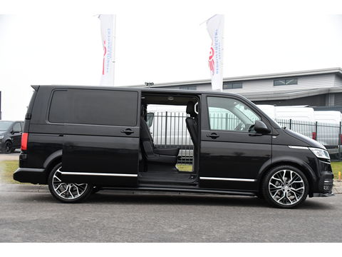 Volkswagen Transporter 2.0 TDI L2H1 30 DC Caravelle Virtual, Camera, Carplay, Leder, LED, 2 x Electrische deur, Clima, Trekhaak, 150pk, Automaat, Uniek! Bulli, Highline!