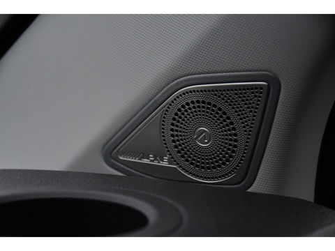 Volkswagen Transporter 2.0 TDI L2H1 30 DC Caravelle Virtual, Camera, Carplay, Leder, LED, 2 x Electrische deur, Clima, Trekhaak, 150pk, Automaat, Uniek! Bulli, Highline!