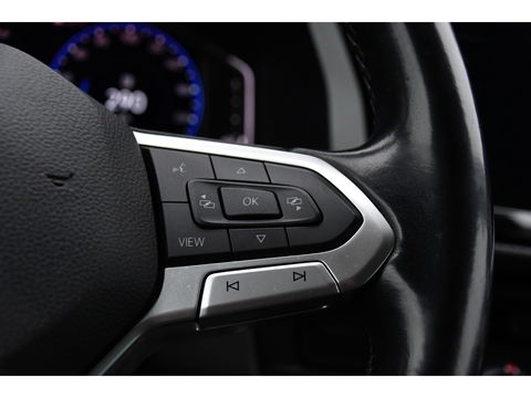 Volkswagen Transporter 2.0 TDI L2H1 30 DC Bulli Virtual, Adaptieve Cruise, Camera, Carplay, 150pk, LED, Automaat, Sensoren, trekhaak, Uniek!