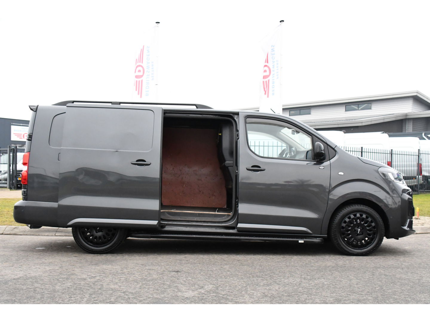 Fiat Scudo 2.0 Diesel 145 L3 PB Edition FACE LIFT! Camera, Cruise, Automaat, Carplay, 145pk, Sensoren, Trekhaak, LED, Uniek!