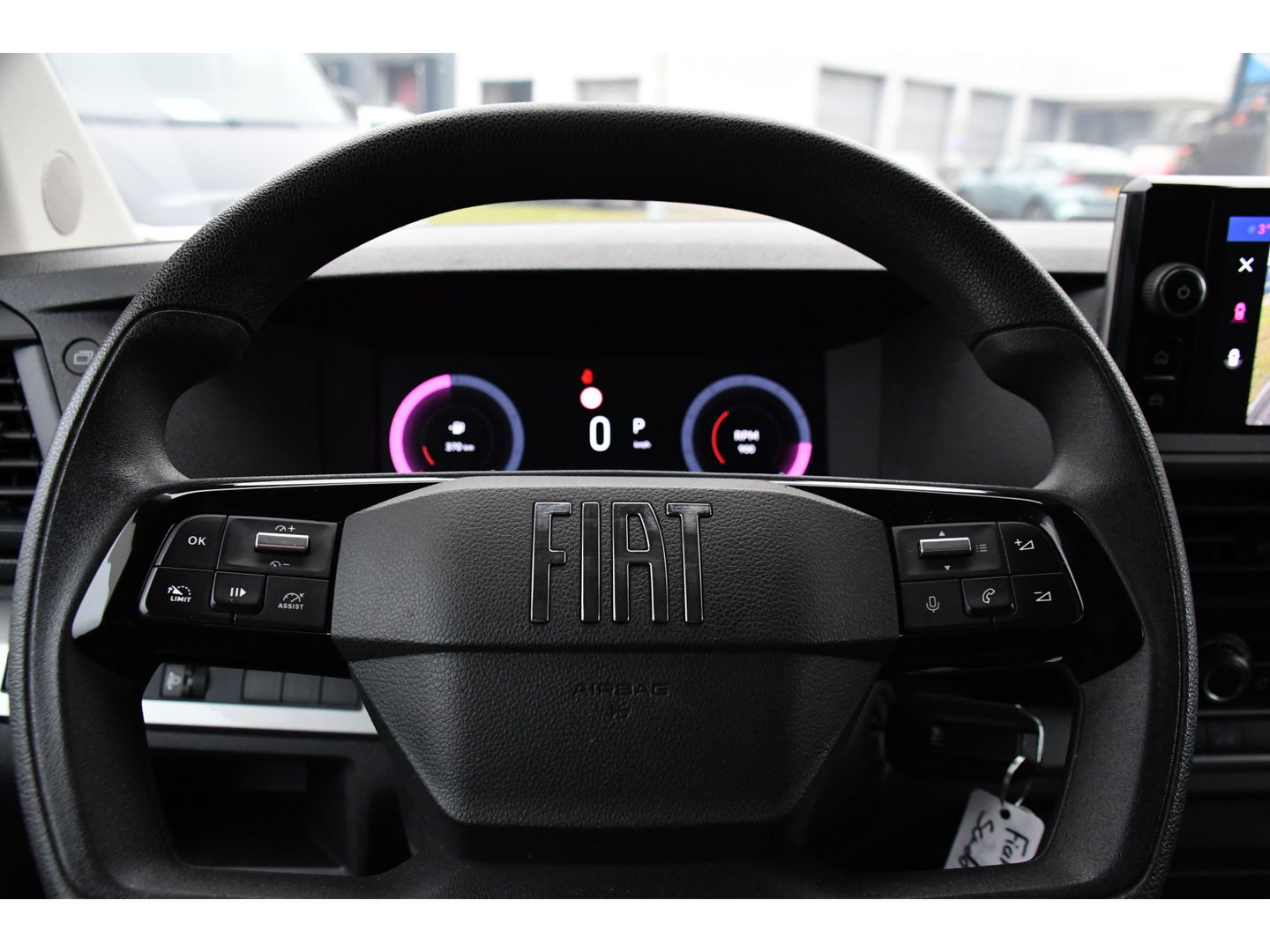 Fiat Scudo 2.0 Diesel 145 L3 PB Edition FACE LIFT! Camera, Cruise, Automaat, Carplay, 145pk, Sensoren, Trekhaak, LED, Uniek!