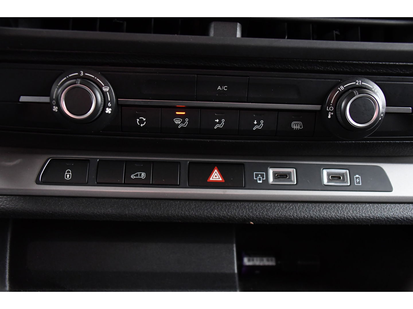 Fiat Scudo 2.0 Diesel 145 L3 PB Edition FACE LIFT! Camera, Cruise, Automaat, Carplay, 145pk, Sensoren, Trekhaak, LED, Uniek!