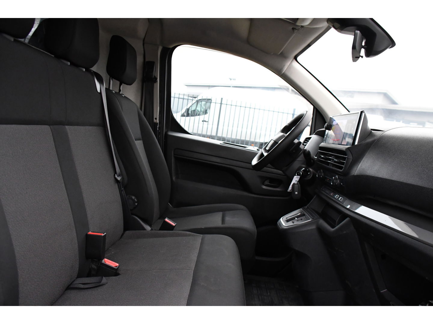 Fiat Scudo 2.0 Diesel 145 L3 PB Edition FACE LIFT! Camera, Cruise, Automaat, Carplay, 145pk, Sensoren, Trekhaak, LED, Uniek!