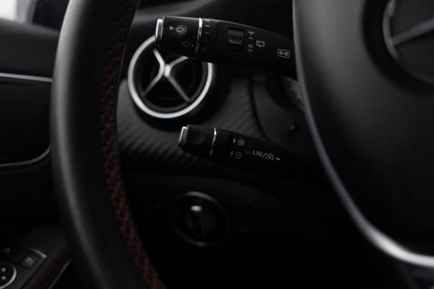 Mercedes-Benz A-Klasse 180 AMG|Org NL NAP|2e Eig|7G Automaat|Panoramadak|Xenon|Leder|Navi|Keurig Onderhouden